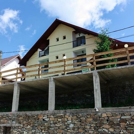 Perla Muntilor Hotel Rânca Kültér fotó