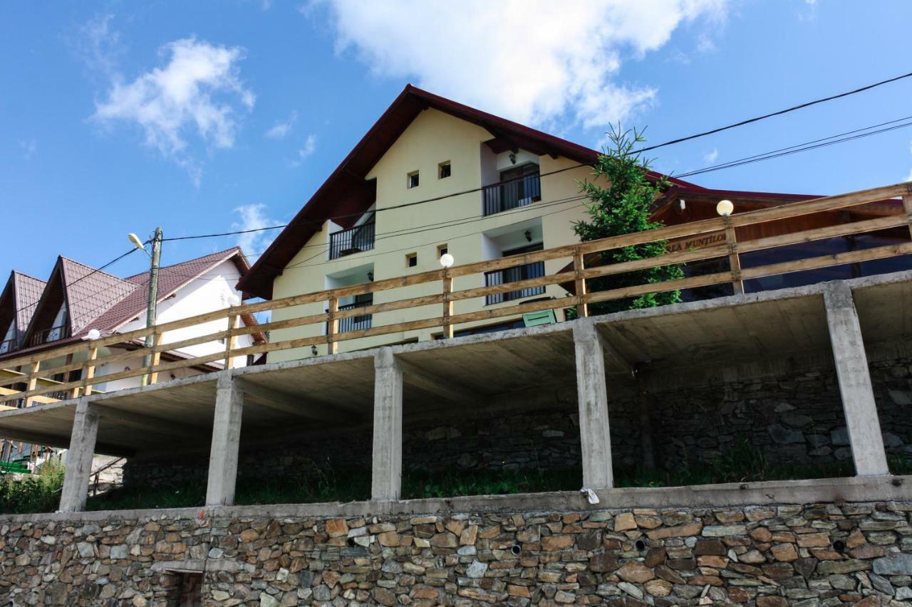 Perla Muntilor Hotel Rânca Kültér fotó