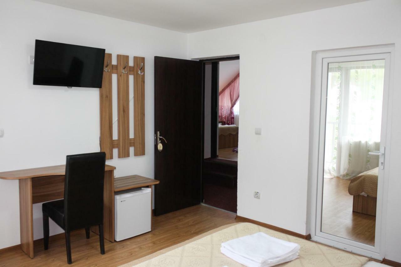 Perla Muntilor Hotel Rânca Kültér fotó